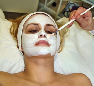 Místo chemie dopřejte své pleti mňam kosmetickou masku